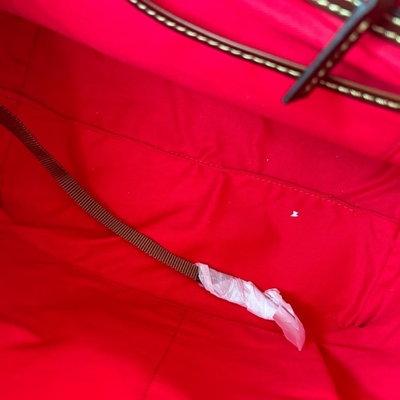 Dooney & Bourke NWT Red Pebble Leather Large Tote - Picture 3 of 13
